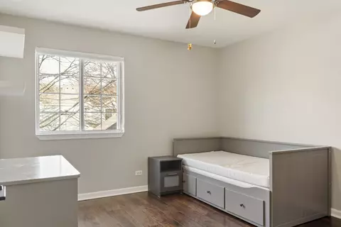 Bedroom - 481 Betsy Ross Ct, Aurora, IL 60504 photo 3 of 3