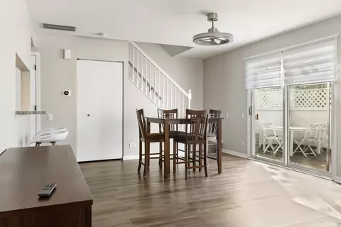 Dining - 481 Betsy Ross Ct, Aurora, IL 60504 photo 2 of 2