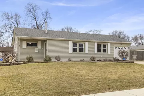 315 Apache Ln, Hoffman Estates, IL 60169