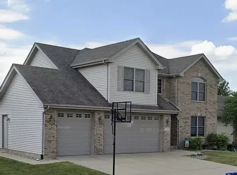 346 High Point Cir N, Bourbonnais, IL 60914