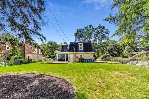 Exterior - 8122 Edgewater Rd, North Riverside, IL 60546 photo 11 of 15