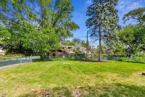 Exterior - 8122 Edgewater Rd, North Riverside, IL 60546 photo 10 of 15