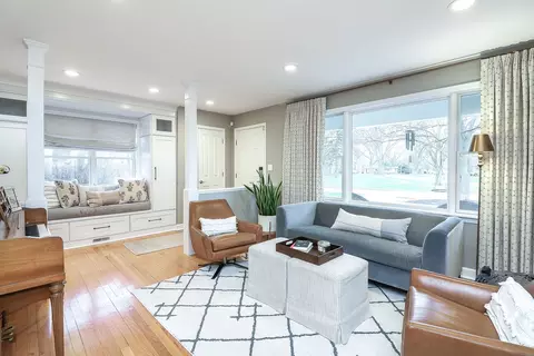 Living - 133 S Williston St, Wheaton, IL 60187 photo 5 of 5
