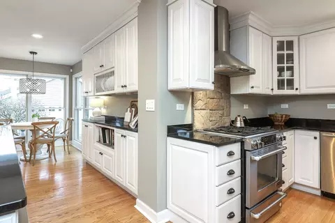 Kitchen - 133 S Williston St, Wheaton, IL 60187 photo 5 of 6