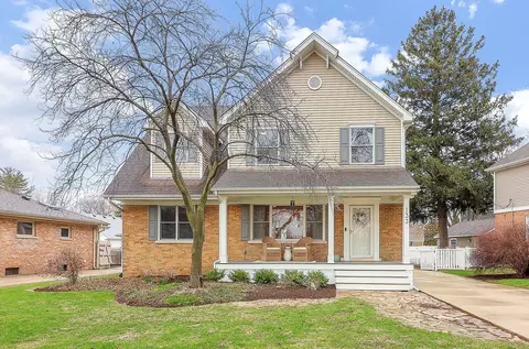 133 S Williston St, Wheaton, IL 60187