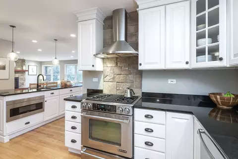 Kitchen - 133 S Williston St, Wheaton, IL 60187 photo 3 of 6