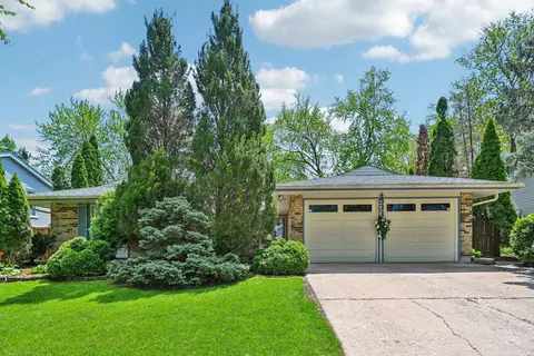 533 Cumberland Ln, Bolingbrook, IL 60440