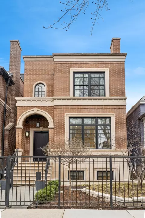 3629 N Greenview Ave, Chicago, IL 60613