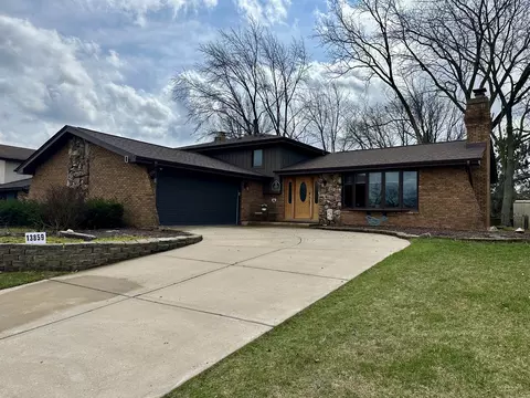 13859 Secretariat Ln, Orland Park, IL 60467