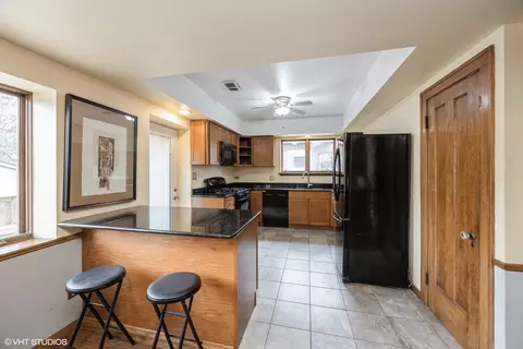 3731 Madison Ave, Brookfield, IL 60513 photo 9