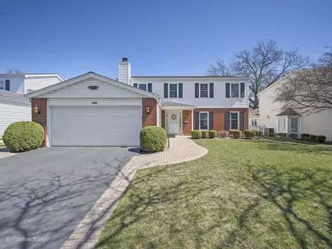 1053 Cherry Ln, Lombard, IL 60148