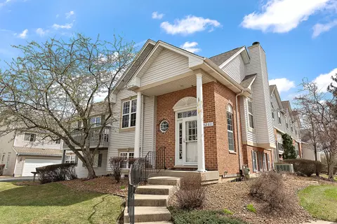 9261 W Arquilla Dr, Mokena, IL 60448