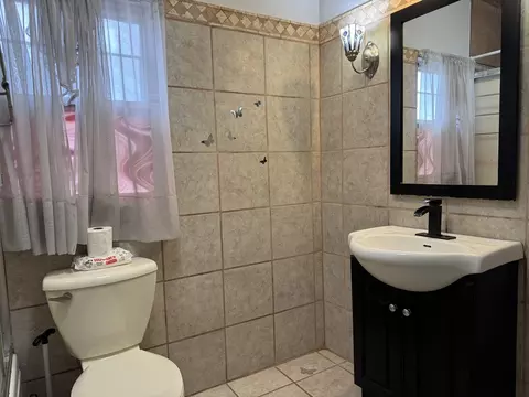 230 E Holmes St, Paxton, IL 60957 photo 5
