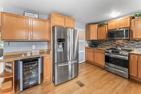 11241 72nd St, Burr Ridge, IL 60527 photo 9