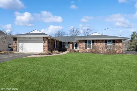 544 Fox Glove Ln, Barrington, IL 60010
