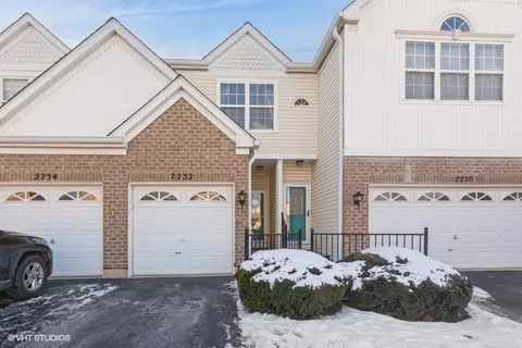 2232 S Elizabeth St #2232, Lombard, IL 60148