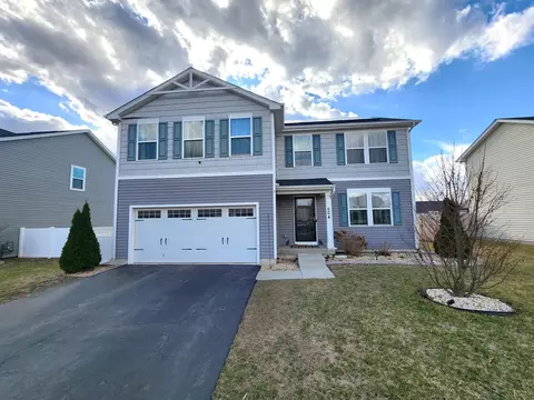 504 Jessamine Ln, Hampshire, IL 60140