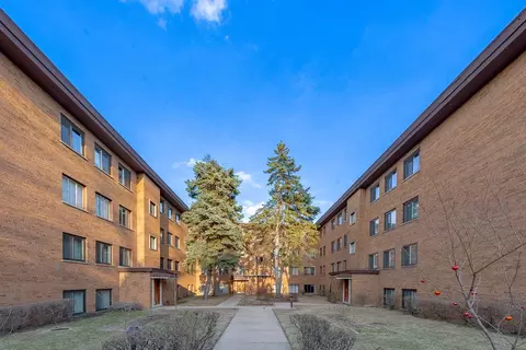 7351 N Ridge Blvd #GA, Chicago, IL 60645