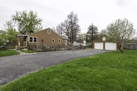 35580 N Sunnyside Ave, Ingleside, IL 60041