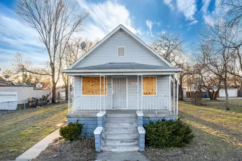 522 Douglas Ave, Calumet City, IL 60409