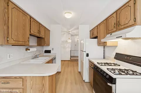 13308 W Circle Drive Pkwy #107, Crestwood, IL 60418 photo 12