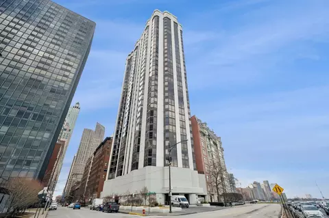 990 N Lake Shore Dr #7C, Chicago, IL 60611