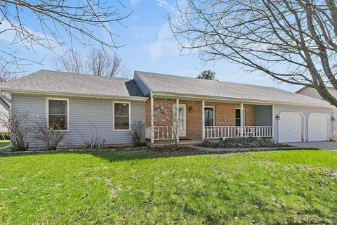 1310 Larson St, Sycamore, IL 60178