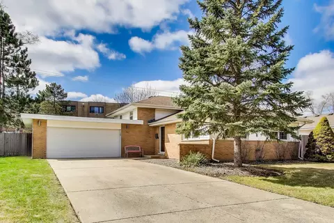 362 N Willow Wood Dr N, Palatine, IL 60074