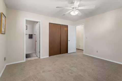 2608 Hathaway Dr, Champaign, IL 61821 photo 10