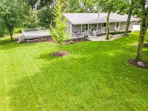 1081 224th Ave, Kansasville, WI 53139