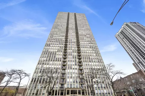 1660 N Lasalle Dr #710, Chicago, IL 60614