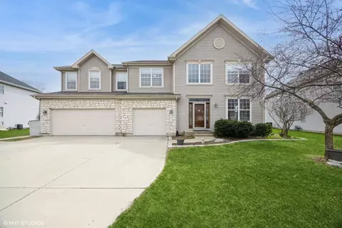 1975 Angelica Ln, Bartlett, IL 60103