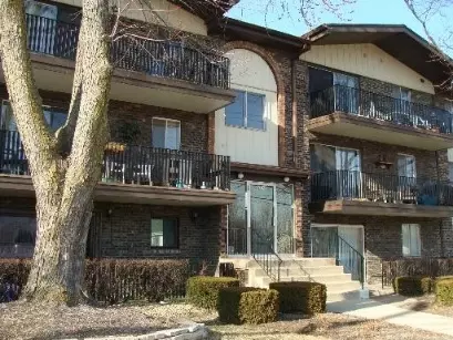 5202 W Midlothian Tpke #104, Crestwood, IL 60445