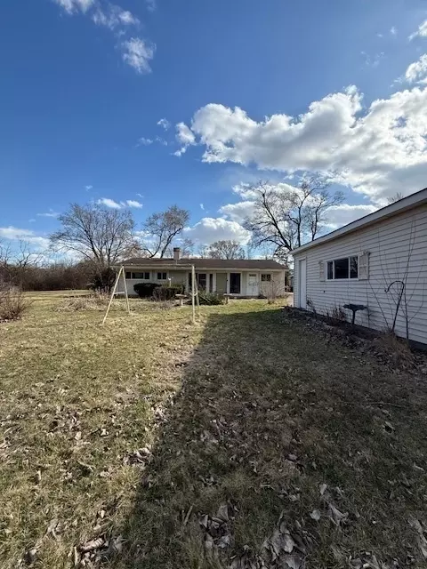 326 Edgewood Dr, Wheeling, IL 60090 photo 5