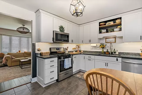 Kitchen - 780 Watson Dr, Genoa, IL 60135 photo 4 of 6