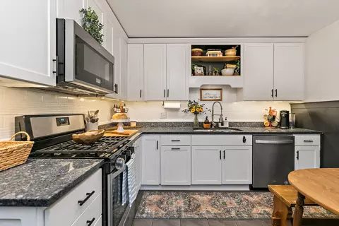 Kitchen - 780 Watson Dr, Genoa, IL 60135 photo 2 of 6