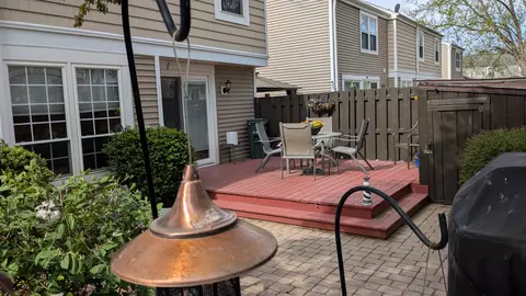 2062 Danbury Pl, Hoffman Estates, IL 60169 photo 19