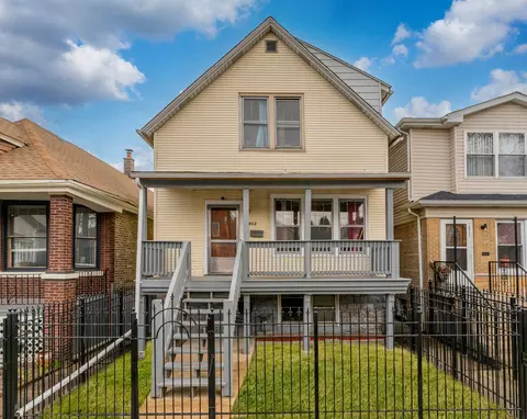 1913 N Kildare Ave, Chicago, IL 60639