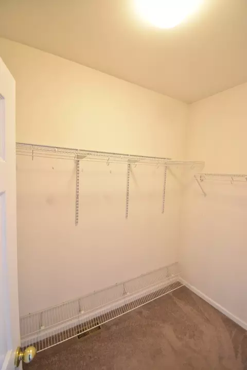 1825 Kelberg Ave, Hoffman Estates, IL 60192 photo 14