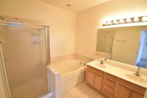 1825 Kelberg Ave, Hoffman Estates, IL 60192 photo 13