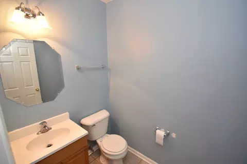 1825 Kelberg Ave, Hoffman Estates, IL 60192 photo 20