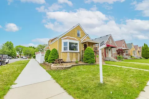 3801 W 65th Pl, Chicago, IL 60629