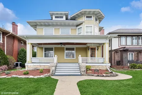 9644 S Longwood Dr, Chicago, IL 60643