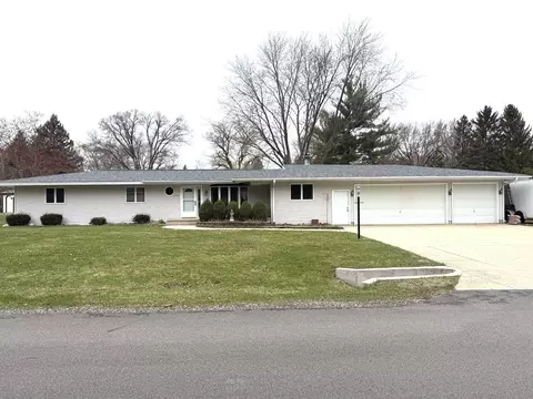 5405 Memory Trl, Mchenry, IL 60051