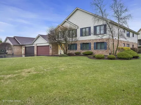 Exterior - 19317 Everett Ln #0, Mokena, IL 60448 photo 2 of 4