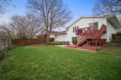 Exterior - 1420 Hanson Dr, Normal, IL 61761 photo 7 of 7