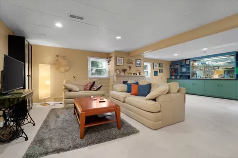 Living - 1420 Hanson Dr, Normal, IL 61761 photo 5 of 5