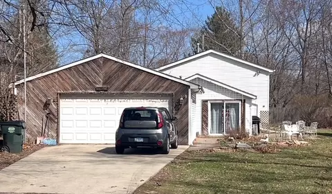 1305 Fulton Ave, Winthrop Harbor, IL 60096