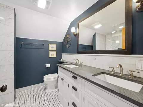 Bath - 2801 Glenview Rd, Glenview, IL 60025 photo 3 of 3