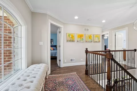 Entry Way - 2139 Center Ave, Northbrook, IL 60062 photo 3 of 3